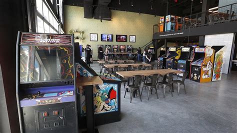 16 bit bar and arcade indianapolis|arcade bar downtown indianapolis.